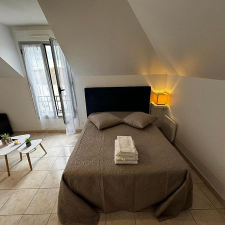 Ferienwohnung Le Studio Du 72 Bussy-Saint-Georges Exterior foto