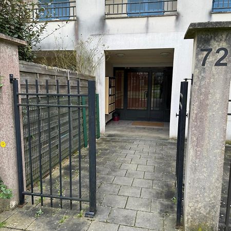 Ferienwohnung Le Studio Du 72 Bussy-Saint-Georges Exterior foto